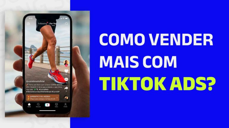 Pessoa vendo anúncio de tênis no celular, enquanto está no TikTok, e o seguinte texto: Como vender mais com TikTok Ads?